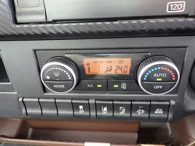 日野 レンジャー 2KG-FC2ABA(2WD)の写真26