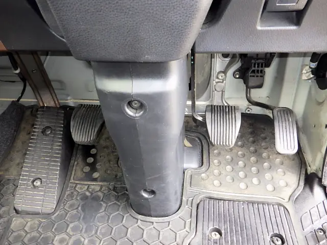 日野 レンジャー 2KG-FC2ABA(2WD)の写真32