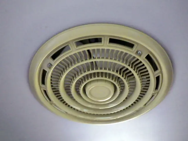 日野 メルファ BDG-RR7JJBA(2WD)の写真42