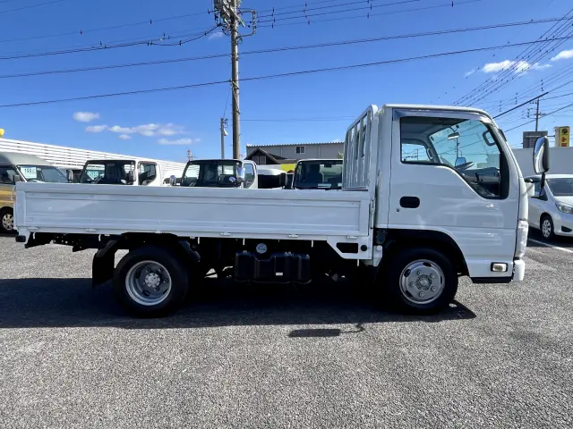 いすゞ エルフ TRG-NJR85A(2WD)の写真4