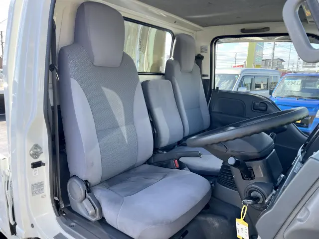 いすゞ エルフ TRG-NJR85A(2WD)の写真14