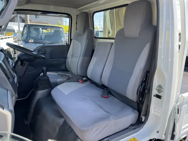 いすゞ エルフ TRG-NJR85A(2WD)の写真15