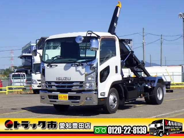 いすゞ フォワード TKG-FRR90S2(2WD)の写真1