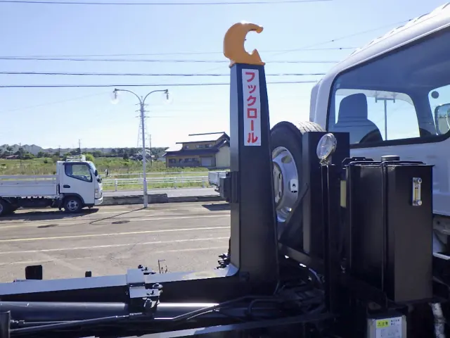 いすゞ フォワード TKG-FRR90S2(2WD)の写真30