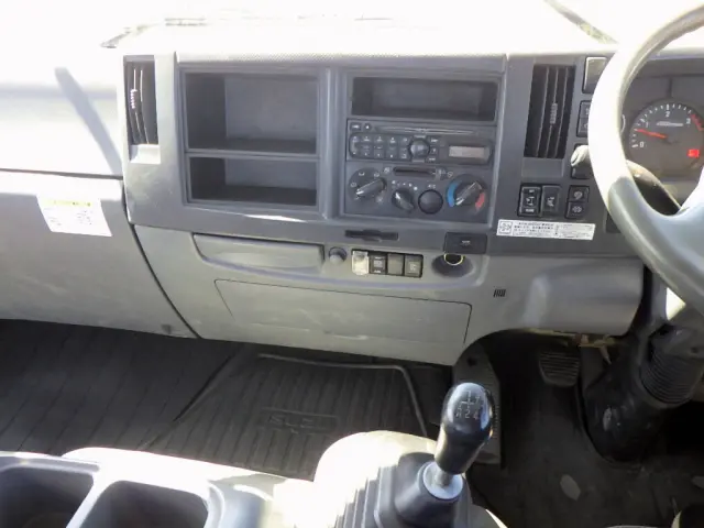 いすゞ フォワード TKG-FRR90S2(2WD)の写真47