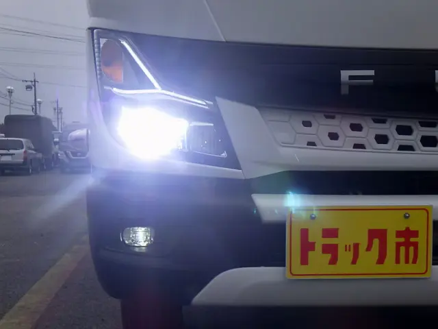 三菱 キャンター 2PG-FEB80(2WD)の写真3