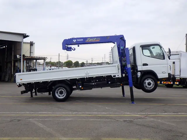 三菱 キャンター 2PG-FEB80(2WD)の写真5