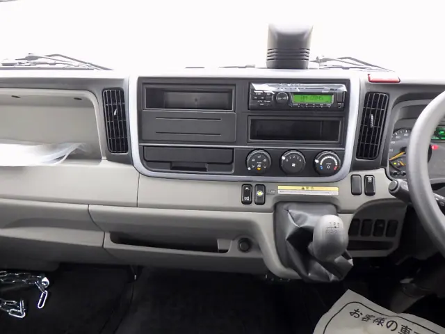 三菱 キャンター 2PG-FEB80(2WD)の写真19