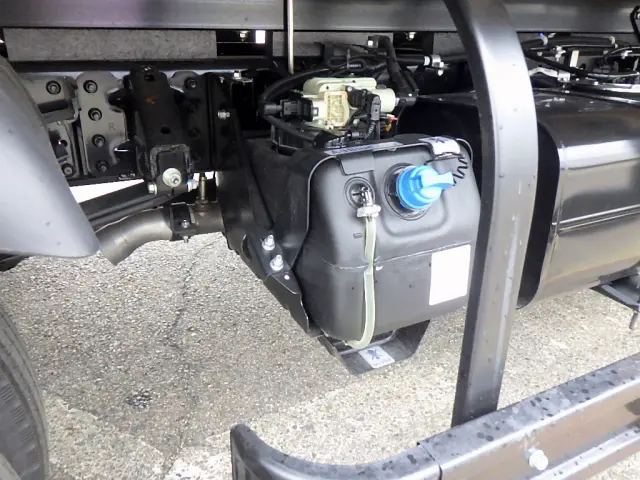三菱 キャンター 2PG-FEB80(2WD)の写真32