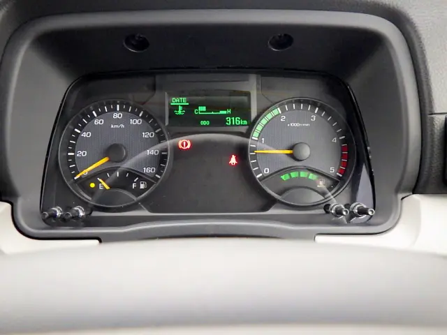 三菱 キャンター 2PG-FEB80(2WD)の写真49