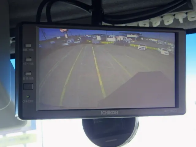 いすゞ フォワード 2RG-FRR90T2(2WD)の写真25