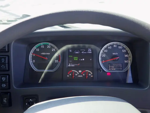 いすゞ フォワード 2RG-FRR90T2(2WD)の写真49