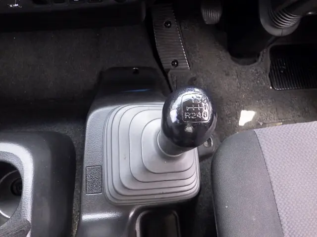 日野 レンジャー TKG-FC7JJAG(2WD)の写真13