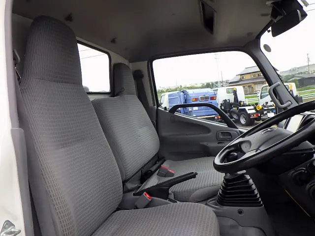 トヨタ ダイナ TKG-XZU650(2WD)の写真14