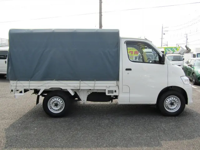 雨や風から積荷を守る「ホロ付き」車両!荷台高130cmの使える1台です☆|トヨタ タウンエーストラック 5BF-S413U(4WD)の写真4