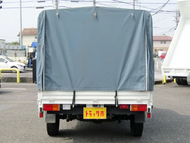 道路状況を選ばない4WD駆動なので、降雪地域の方や未舗装路の多い山間部の方にオススメです☆|トヨタ タウンエーストラック 5BF-S413U(4WD)の写真5