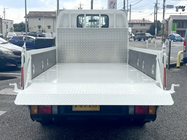 マツダ タイタン 2RG-LJR88A(2WD)の写真6