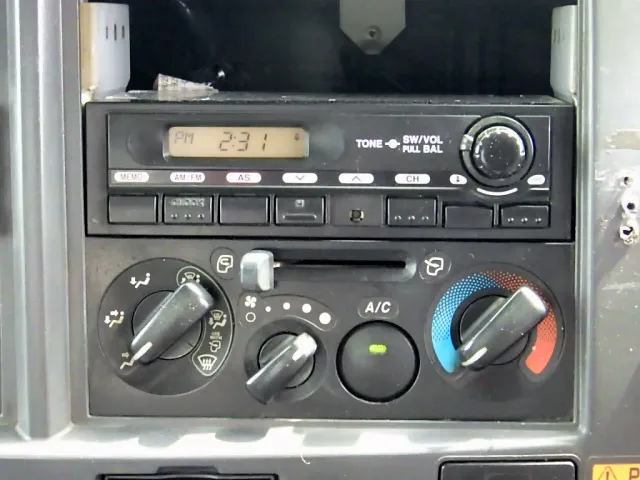 いすゞ フォワード TKG-FRR90S2(2WD)の写真50