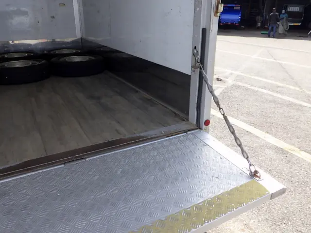 トヨタ ダイナ QDF-KDY231(2WD)の写真10