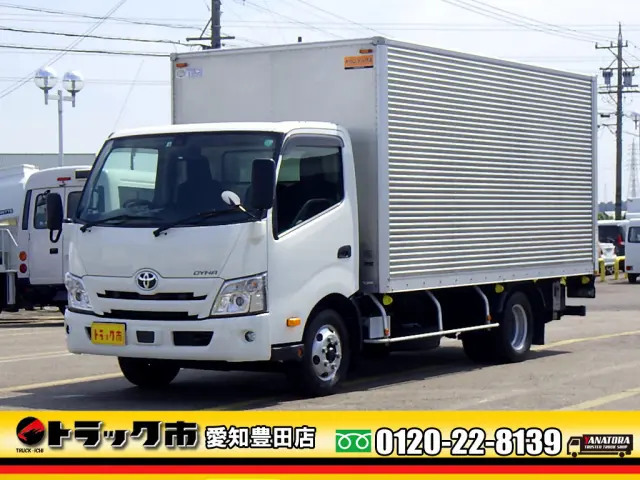 トヨタ ダイナ 2RG-XZU712(2WD)の写真1
