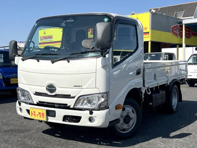 日野 デュトロ 2KG-XZU675M(4WD)の写真1