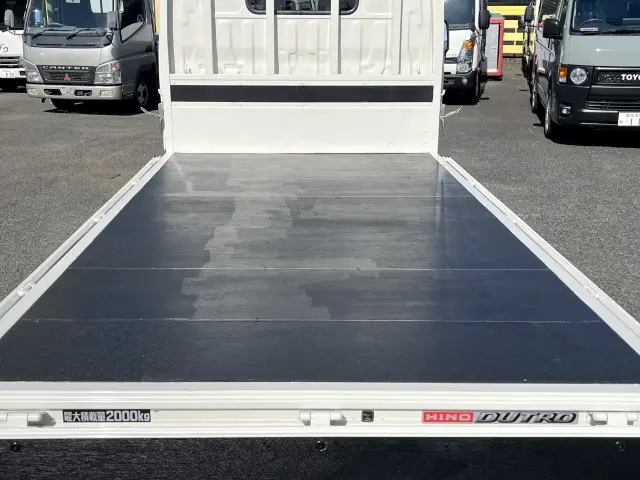 日野 デュトロ 2KG-XZU675M(4WD)の写真9