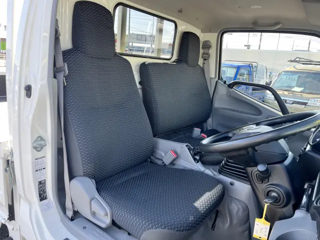 日野 デュトロ 2KG-XZU675M(4WD)の写真16