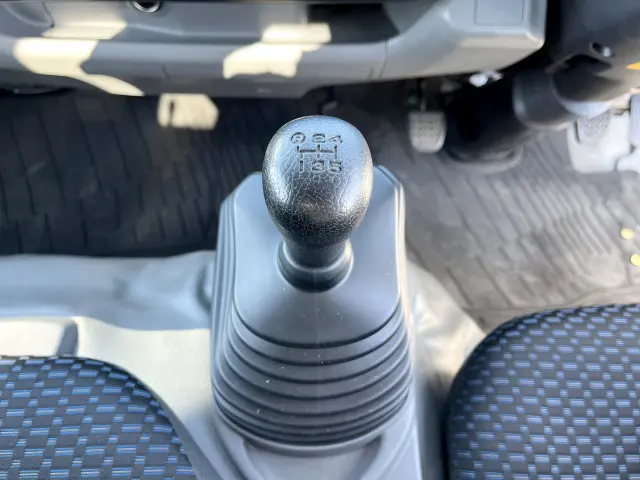 日野 デュトロ 2KG-XZU675M(4WD)の写真19