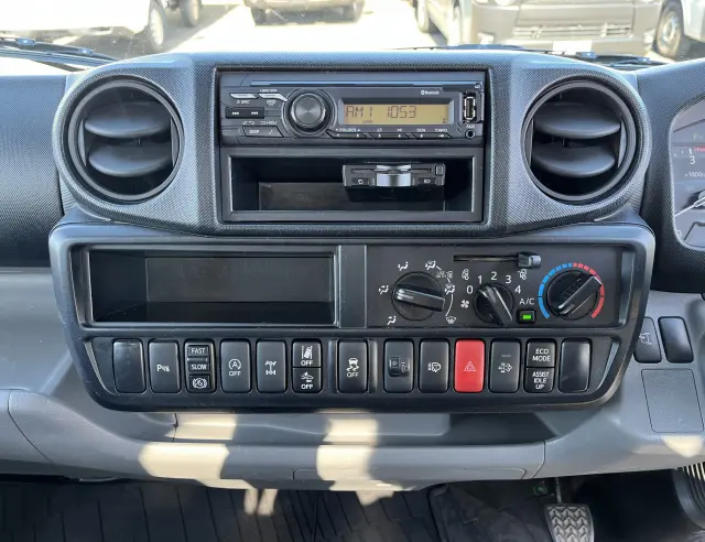 日野 デュトロ 2KG-XZU675M(4WD)の写真20