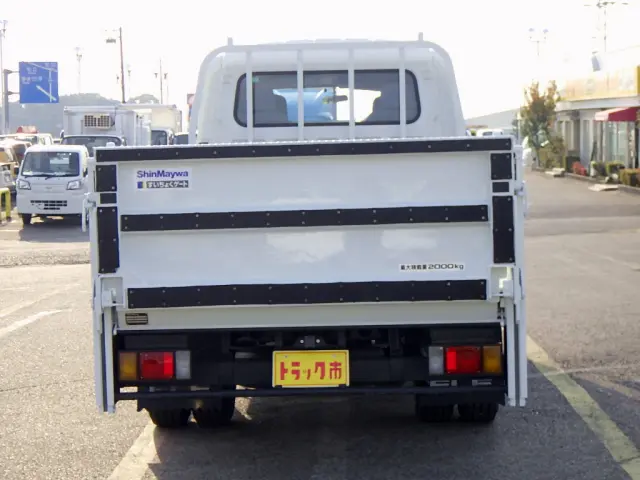 いすゞ エルフ TPG-NMS85AN(4WD)の写真6