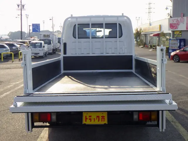 いすゞ エルフ TPG-NMS85AN(4WD)の写真7