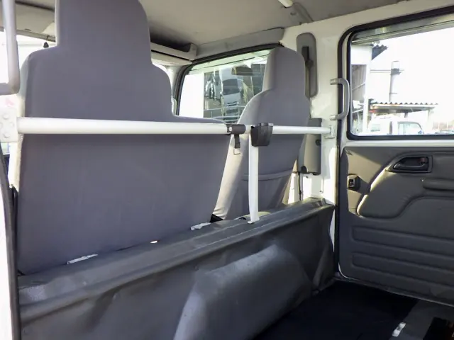 いすゞ エルフ TPG-NMS85AN(4WD)の写真15