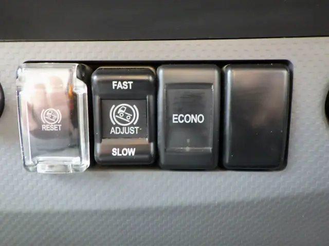 いすゞ エルフ TPG-NMS85AN(4WD)の写真22