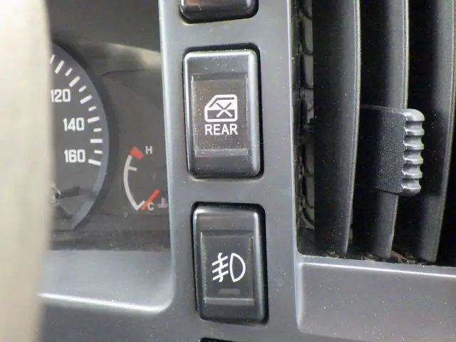 いすゞ エルフ TPG-NMS85AN(4WD)の写真25