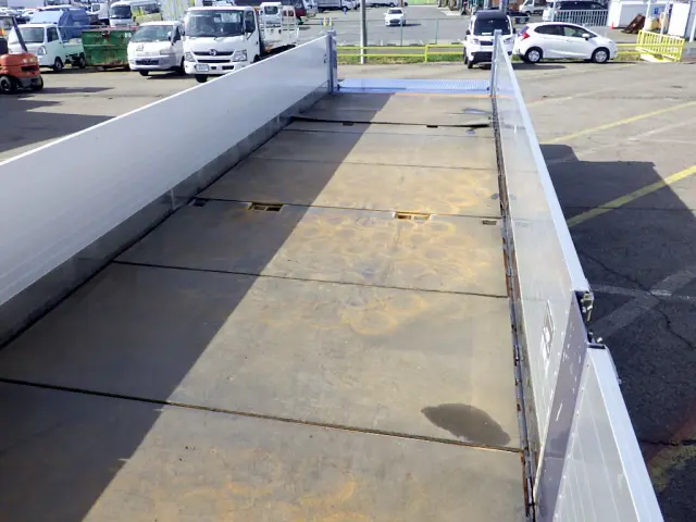 三菱 スーパーグレート QPG-FS65VZ(8x4)の写真9