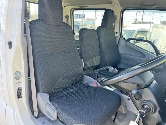 トヨタ ダイナ 2PG-GDY281(4WD)の写真15