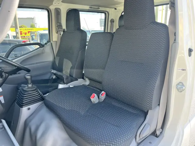 トヨタ ダイナ 2PG-GDY281(4WD)の写真16