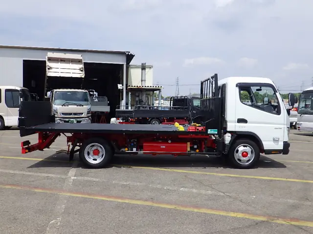 三菱 キャンター 2RG-FEB50(2WD)の写真5