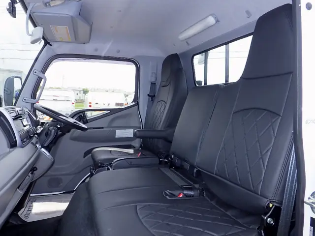 三菱 キャンター 2RG-FEB50(2WD)の写真13