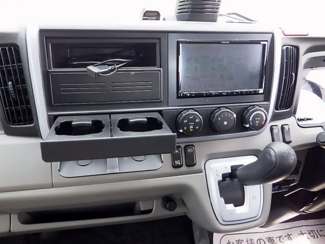 三菱 キャンター 2RG-FEB50(2WD)の写真14