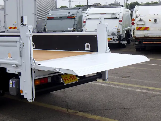 三菱 キャンター TKG-FEA50(2WD)の写真45