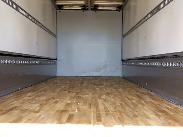 三菱 ファイター 2KG-FK61F(2WD)の写真8