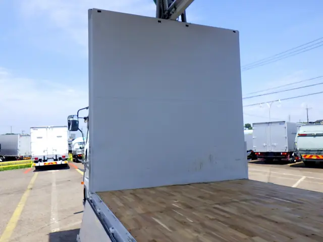 三菱 ファイター 2KG-FK61F(2WD)の写真10