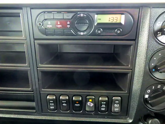 三菱 ファイター 2KG-FK61F(2WD)の写真17