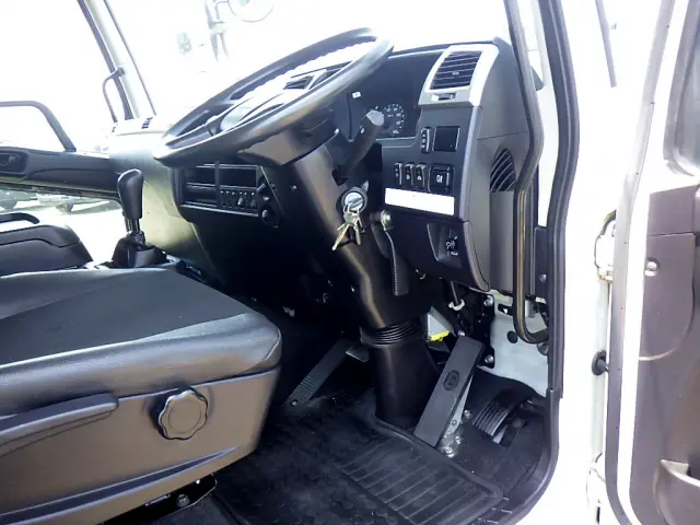 三菱 ファイター 2KG-FK61F(2WD)の写真47