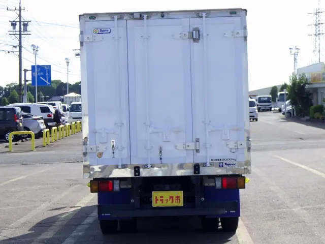 いすゞ エルフ 2RG-NLR88AN(2WD)の写真6