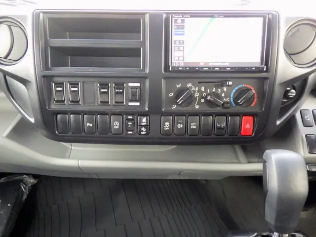 日野 デュトロ 2RG-XZU722M(2WD)の写真18