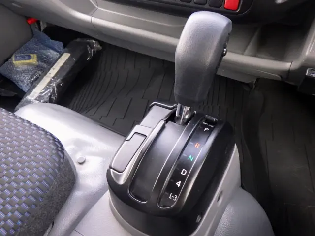 日野 デュトロ 2RG-XZU722M(2WD)の写真19