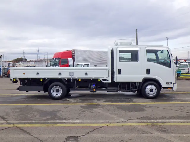 いすゞ エルフ 2RG-NPR88AR(2WD)の写真5