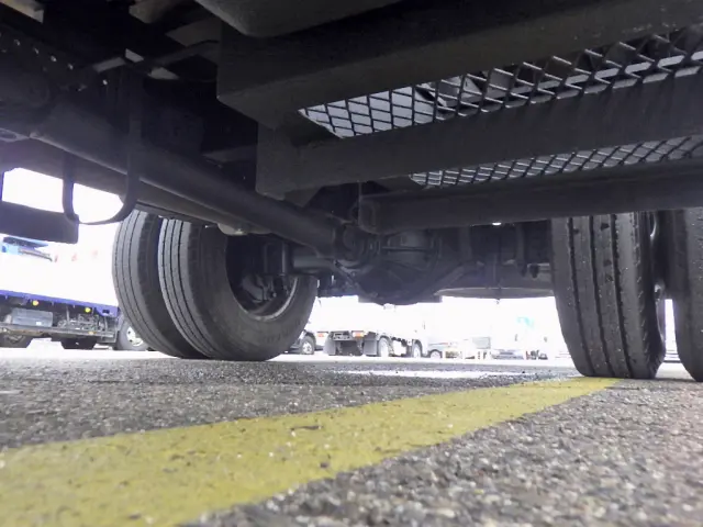 いすゞ エルフ 2RG-NPR88AR(2WD)の写真23